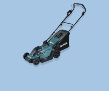 Rasenmäher vor blauem Hintergrund.