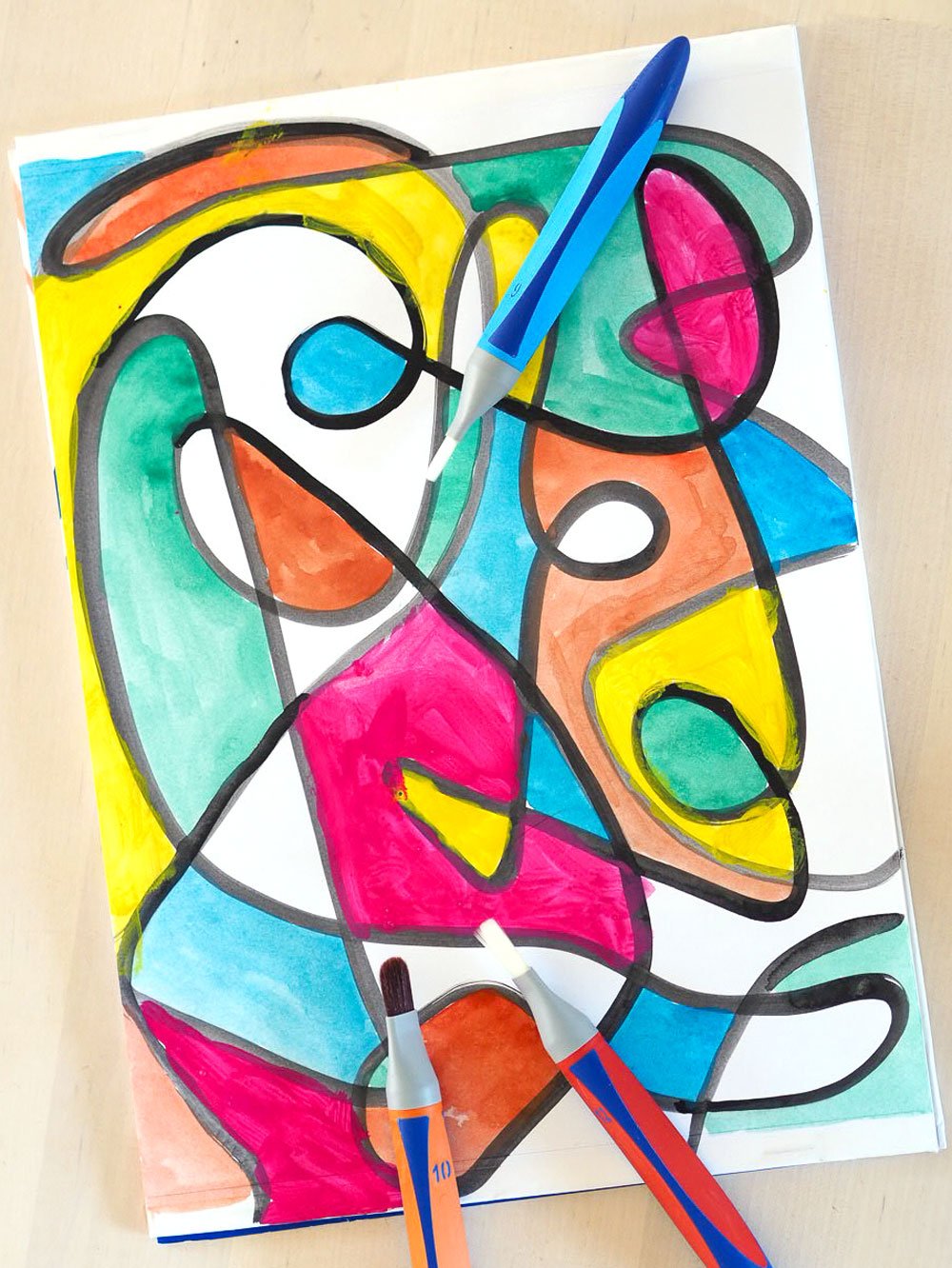 Blatt mit bunten Farbfeldern.