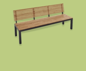 Gartenbank vor grünem Hintergrund.