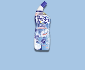 WC Reiniger vor blauem Hintergrund.