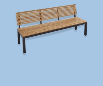 Gartenbank vor blauem Hintergrund.