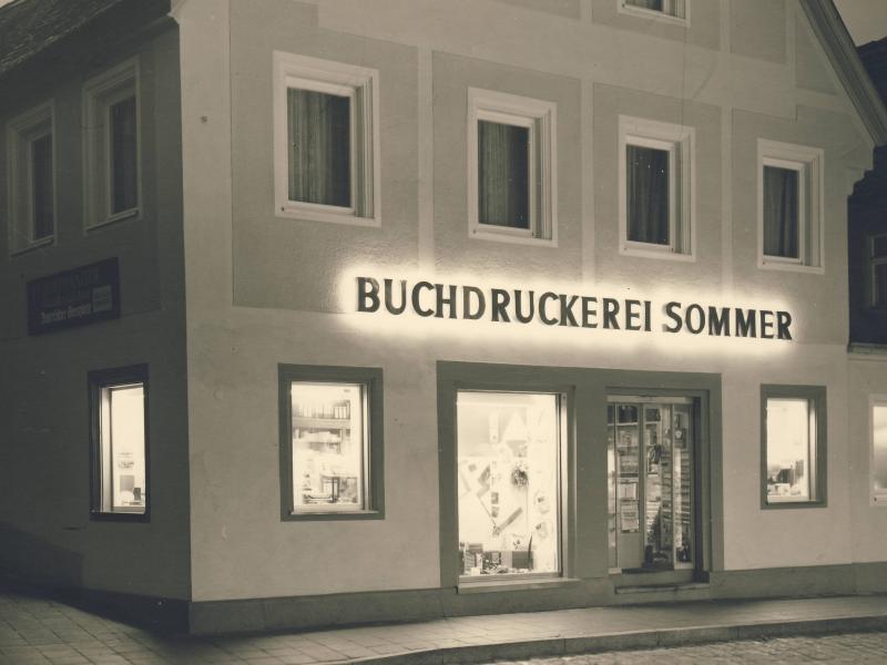 Außenfassade Fa. Sommer in Feuchtwangen 1967