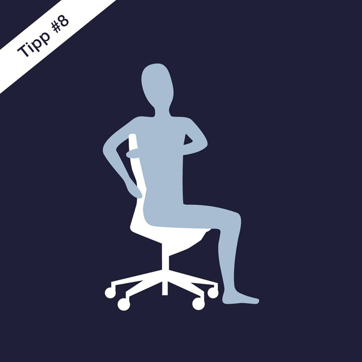 Grafik mit einer Übung für mehr Ergonomie am Schreibtisch.