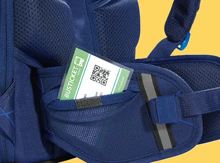 Detailaufnahme der Mesh-Tasche am Hüftgurt des Schulrucksacks coocazoo PORTER.