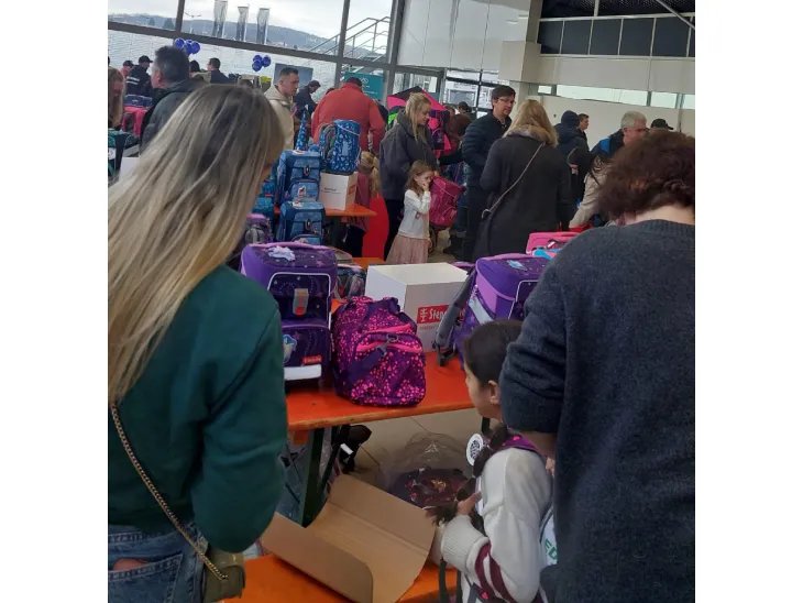 Tornisterparty von Eickhoffs in einem Autohaus.