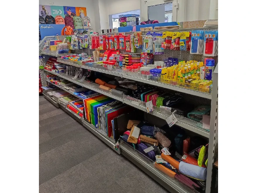 Schulmaterial bei Engler in Rheinbach.