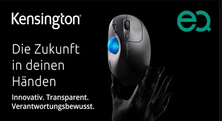 Das Bild zeigt eine ergonomische Trackball-Maus von Kensington, gehalten von einer Hand vor schwarzem Hintergrund. Der Slogan 'Die Zukunft in deinen Händen' sowie die Worte 'Innovativ. Transparent. Verantwortungsbewusst.' unterstreichen die Botschaft. Rechts oben ist das Logo 'eq' zu sehen, das für nachhaltige und zukunftsorientierte Technologie steht