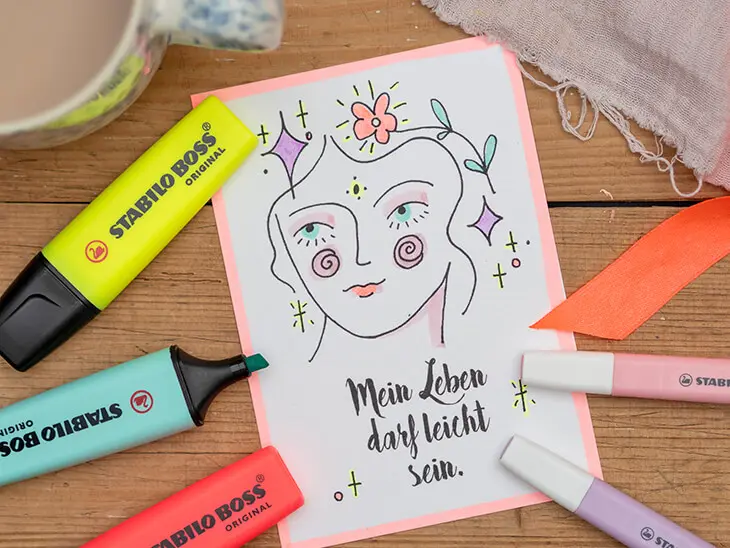 Mit Stiften von STABILO gestaltete Affirmationskarte „Mein Leben darf leicht sein“. Foto: Johanna Rundel