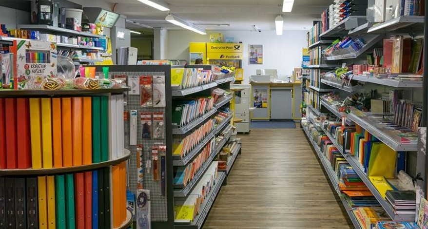 Blick zum Postschalten bei der Fa. LEASE in Munderkingen