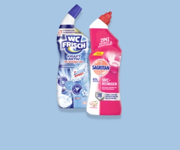 WC Reiniger vor blauem Hintergrund.