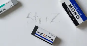 Cartoonist Michael Holtschulte von "Tot aber lustig" erzählt uns, woran man gute Radiergummis erkennt. Mehr dazu bei Onken in Oldenburg und im Onlineshop.