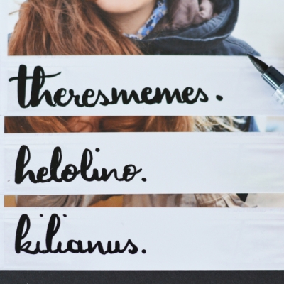 Nahaufnahme eines Fotos, welches beschriftet ist. 