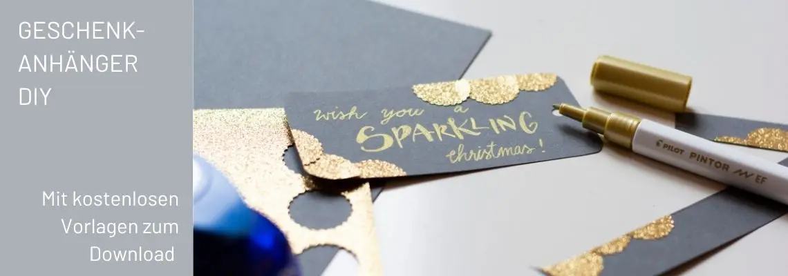 Mit goldfarben gestalteter Geschenkanhänger, Text: DIY Geschenkanhänger mit kostenlosen Vorlagen zum Download. 