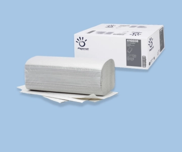 Papierhandtücher vor blauem Hintergrund.