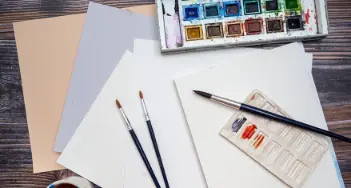 Material, Oberflächen und Eigenschaften: Alles zum Thema Aquarellpapier. Mehr bei Sutter in Freiburg und im Onlineshop.