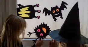Fensterdeko Halloween: kinderleichter Bastelspaß ✄ mit Download-Vorlage ↓ von Sutter aus Freiburg