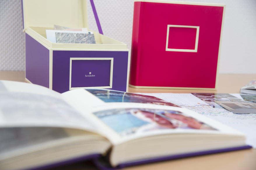 Fotoalben und Foto-Aufbewahrungsbox von Semikolon.