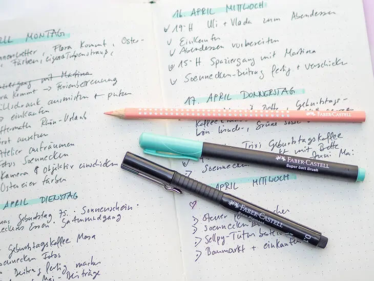 Daily log im Bullet Journal mit verschiedenen Stiften von Faber-Castell. Foto: Johanna Rundel