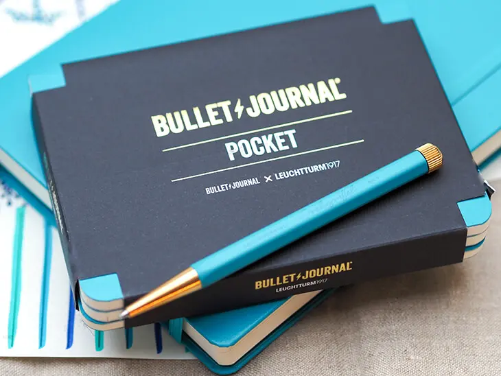 Verschiedene BuJo Produkte von LEUCHTTURM1917 in der neuen Farbe „turquoise“. Foto: Johanna Rundel