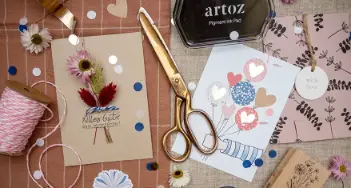 Muttertags DIY: Wir haben 3 Ideen für DIY Muttertagskarten vorbereitet – inkl. Download. Mehr bei WEISS in Braunschweig und im Onlineshop.
