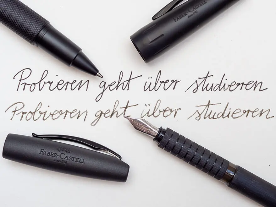 Auf ein Blatt Papier wurde zweimal der Satz: „Probieren geht über studieren“ geschrieben unten mit einem Füller von Faber-Castell, oben mit einem Tintenroller. Foto: Johanna Rundel