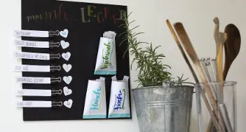 Basteln Sie mit Ihren Kindern einen Essensplaner für die ganze Familie. Bei Weyers-Kaatzer in Aachen und im Onlineshop finden Sie alles für Ihre Umsetzung.