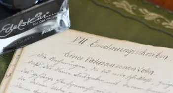Glückwünsche zur Verehelichung – Wie schrieb man vor über 100 Jahren Briefe? Mehr dazu bei Wiederholdt in Göttingen und im Onlineshop.
