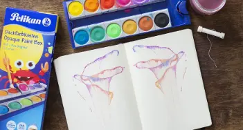 Mit Pulled String Art können Sie Notizbücher mit abstrakter Kunst verschönern. Wir zeigen, wie es geht! Mehr dazu bei Wiederholdt in Göttingen und im Onlineshop.