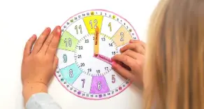 Lernuhr ⏰ für Kinder selbst basteln | kostenlose Download-Vorlage ✅ von Wiederholdt aus Göttingen